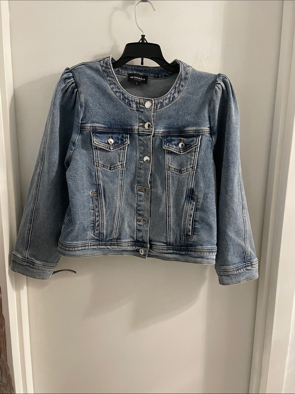 Retrofete New York LRG Light wash cotton blend Collarless standard denim Jacket